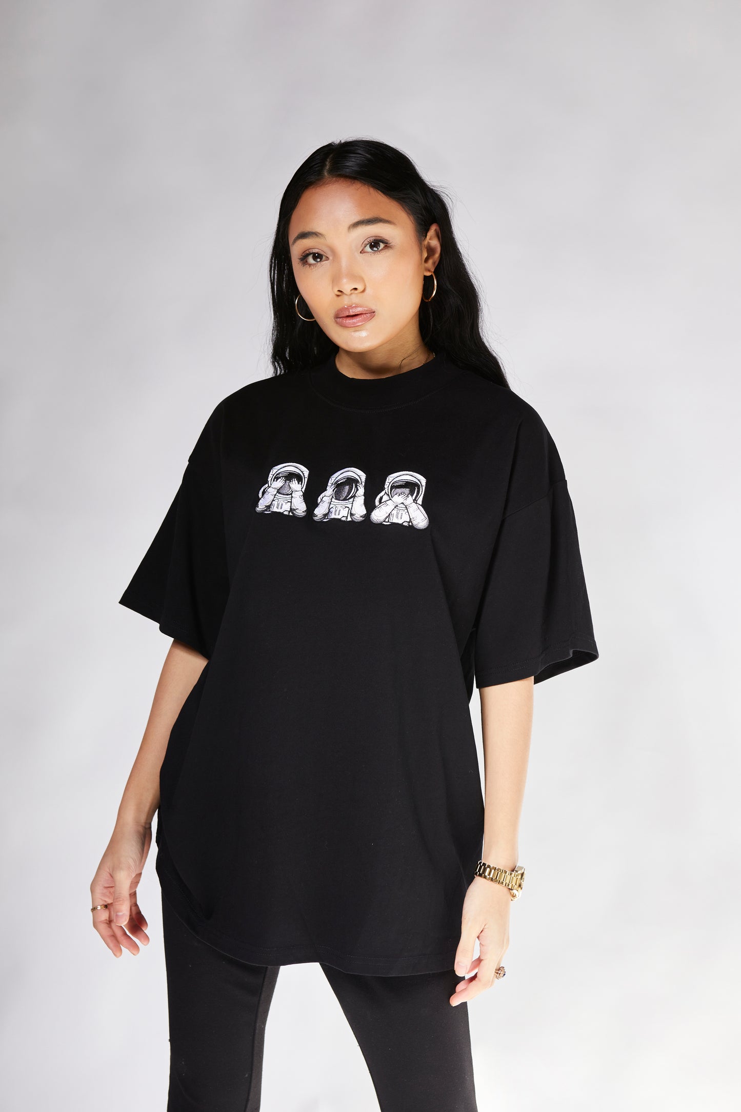 ASTRO EMBROIDERED T-SHIRT BLACK