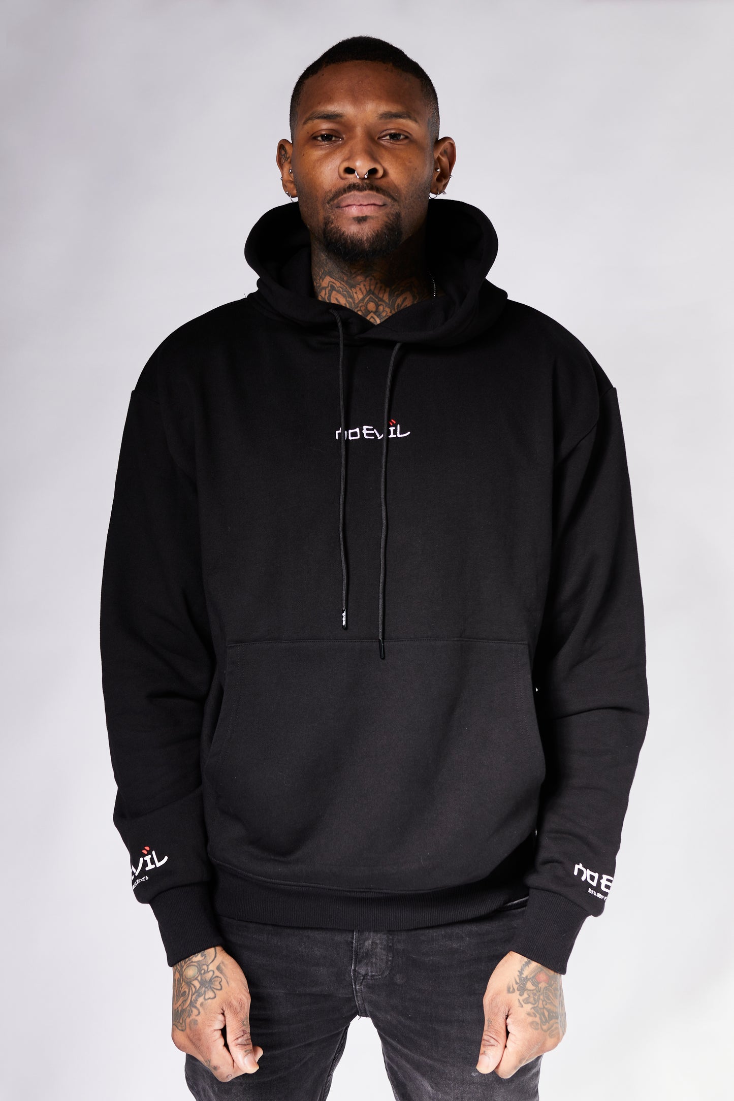 SCRIPT HOODIE BLACK