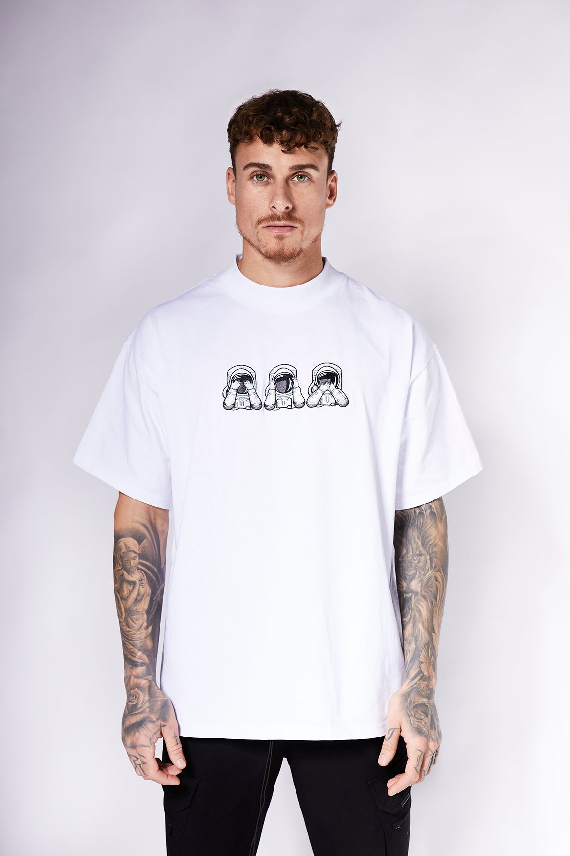 ASTRO EMBROIDERED T-SHIRT WHITE